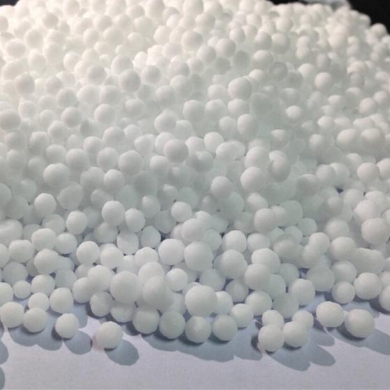 Industry asks Red Tractor to help retain access to urea