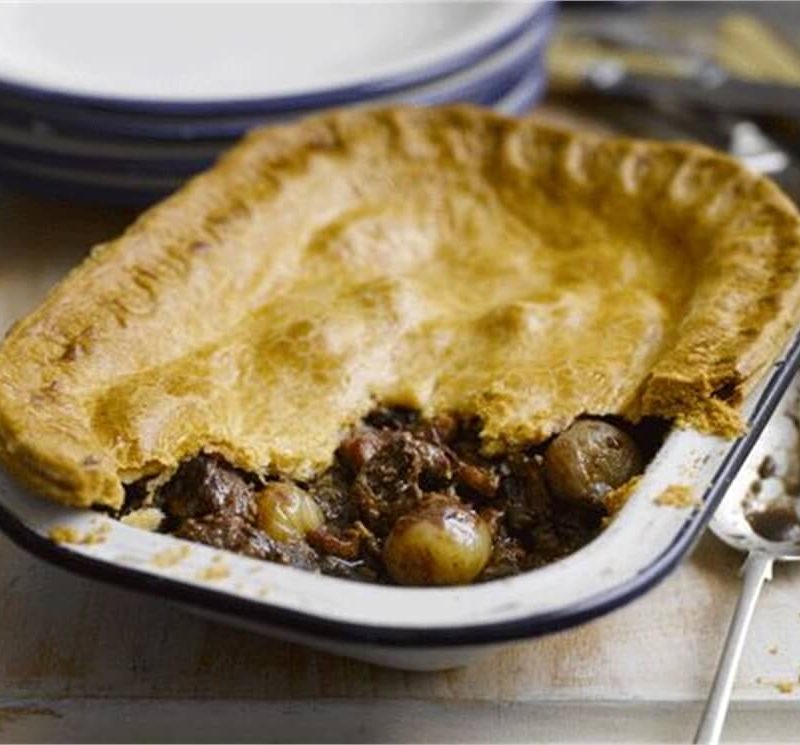 Shallot, Chunky Steak and Mushroom Pie | Red Tractor