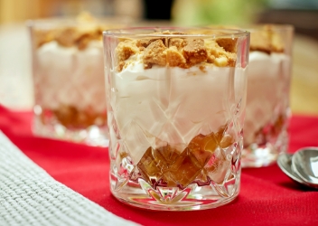 Gooseberry Fool with Biscuit Crumble Topping